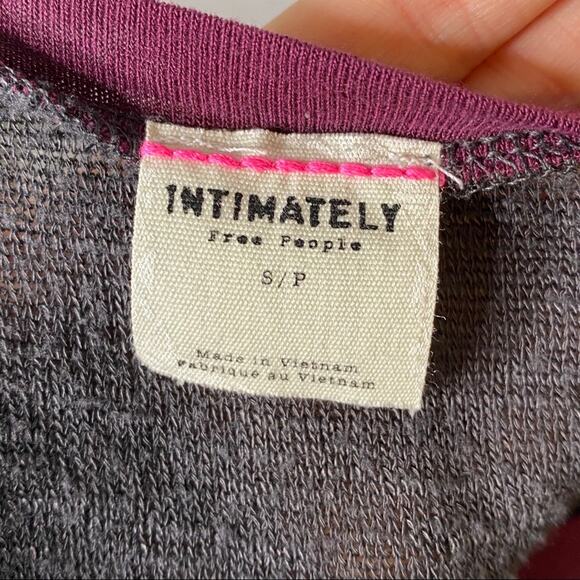 FREE PEOPLE Gray raw hem lightweight waffle knit top WOMEN'S SIZE SMALL - Picture 5 of 6